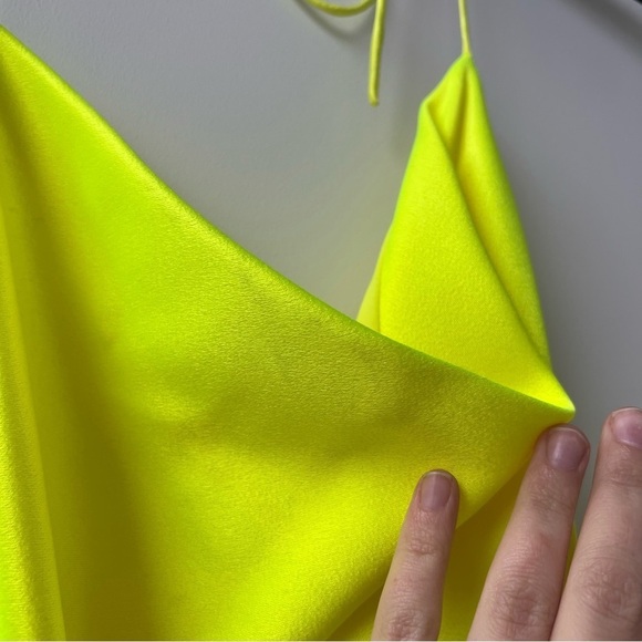 Alice + Olivia Eliza Neon Yellow Slip Dress – Silky Y2K Wedding Guest Party - Picture 11 of 16